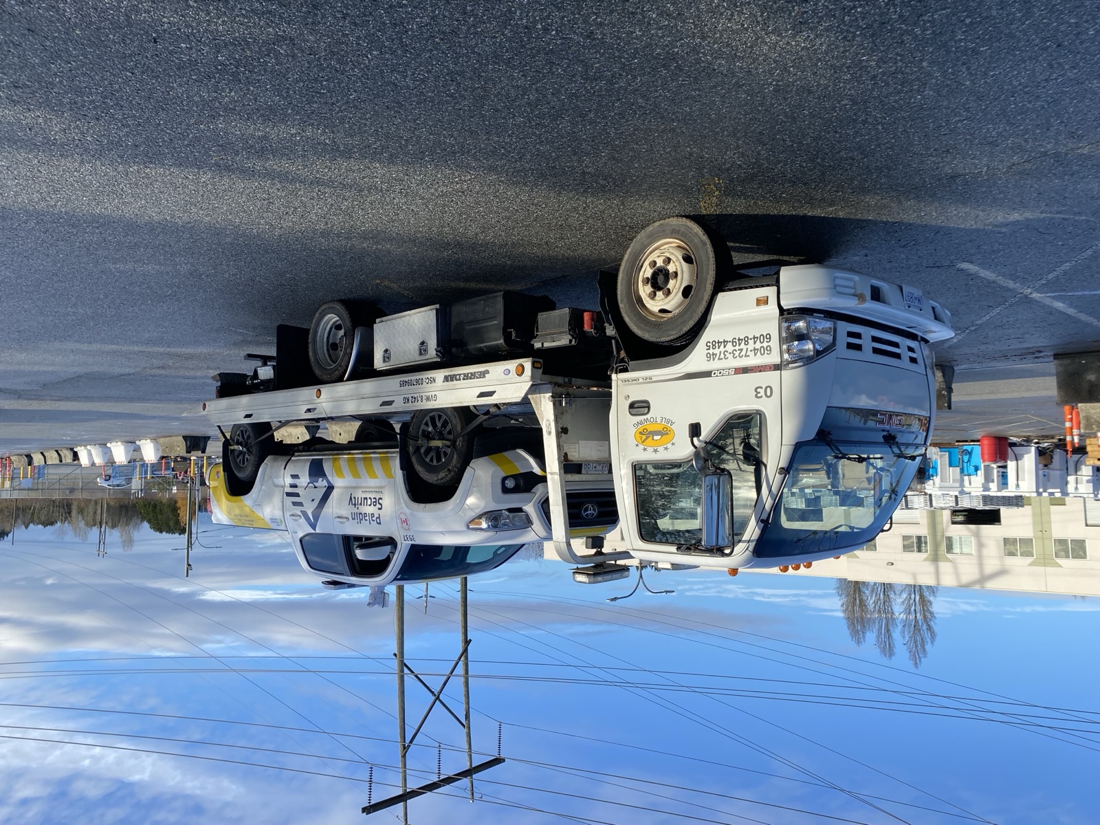 Able Towing flatbed truck